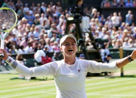 Fotos | Krejcikova regresa y conquista Wimbledon