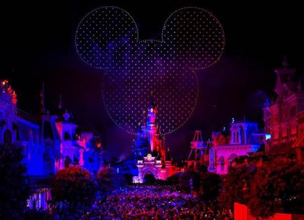 Celebración récord mundial con drones en Disneyland París