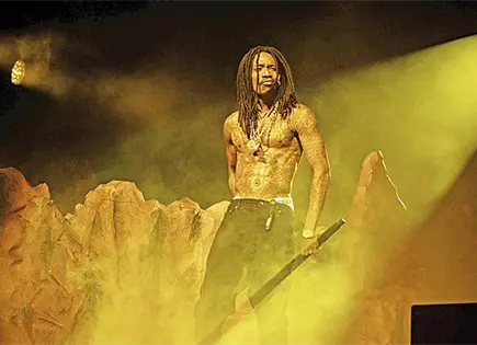 Wiz Khalifa sentenciado a 9 meses de prisi&oacute;n en Rumania por consumo de cannabis