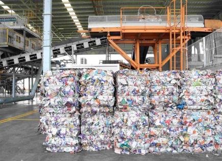 Cemex y Regenera trabajan para convertir a Querétaro en la primera ciudad cero residuos de México