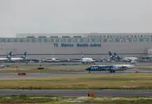 Apagón de Microsoft afecta vuelos internacionales en el AICM