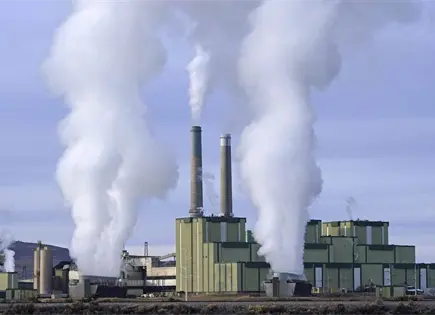 Deroga EU límites a emisiones para centrales eléctricas de gas y carbón Deroga EU límites a emisiones para centrales eléctricas de gas y carbón