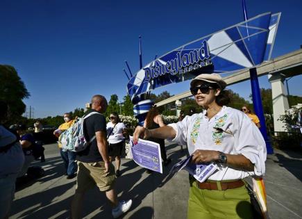 Autorización de huelga en Disneyland California