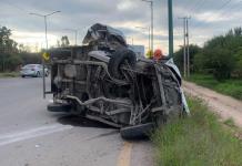 Volcadura deja un lesionado en la Carretera a Rio Verde