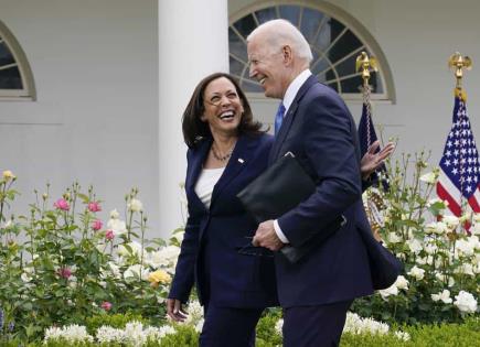 Joe Biden apoya a Kamala Harris para candidatura presidencial demócrata