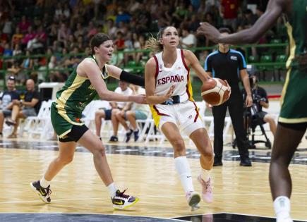 Partido de baloncesto entre España y Australia en Segovia