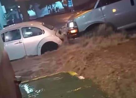 Tormenta inunda calles de Matehuala