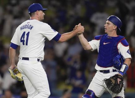 Triunfo de los Dodgers sobre los Gigantes en juego de béisbol