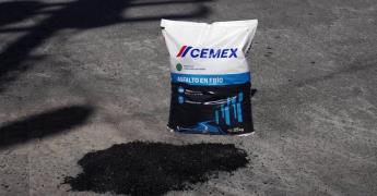 Cemex presenta asfalto en frío: La solución rápida para reparar baches