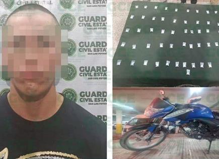 Capturan a “narco” con droga y una motocicleta robada