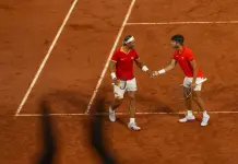 El rey de la arcilla y su sucesor brillan en Par&iacute;s