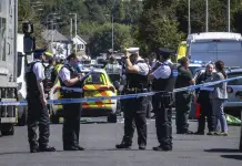 Detenido por apuñalamiento en Inglaterra: Últimas noticias