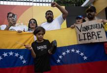 Protesta de ciudadanos venezolanos en Santo Domingo