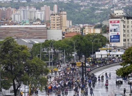 Protestas masivas en Caracas contra reelección de Maduro