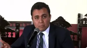 Regidor evita hablar de sanciones tras viaje a Espa&ntilde;a