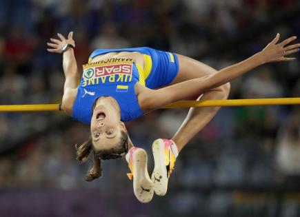 La lucha de Yaroslava Mahuchikh por la medalla de oro olímpica