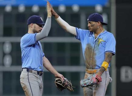 Josh Lowe conecta dos jonrones en victoria de Rays sobre Astros