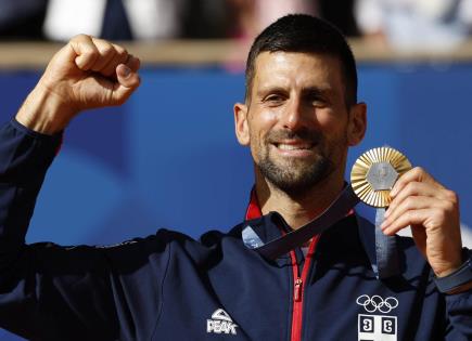 Un histórico Djokovic vence a Alcaraz y gana el oro olímpico en París