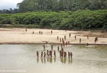 Ataque de la tribu mashco piro en la Amazonía