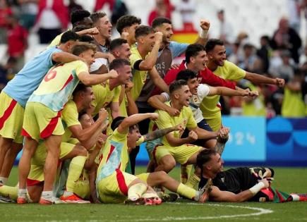 España remonta y va por el oro en futbol olímpico