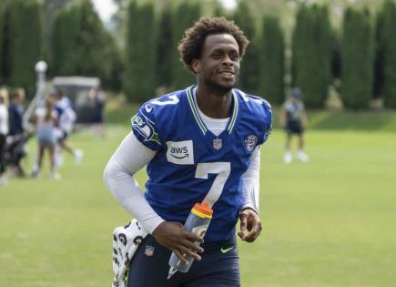 Geno Smith regresa a los entrenamientos de Seattle Seahawks