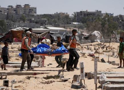 Israel dice que murió comandante de Hamás en bombardeo a escuelas