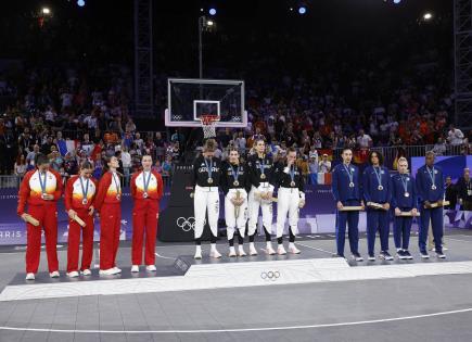 Podio del baloncesto 3x3 femenino en Juegos Olímpicos París 2024