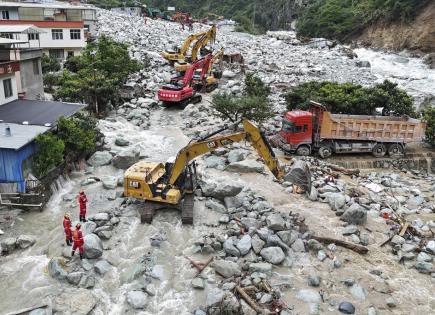 Tragedia por lluvias torrenciales y desastres en China