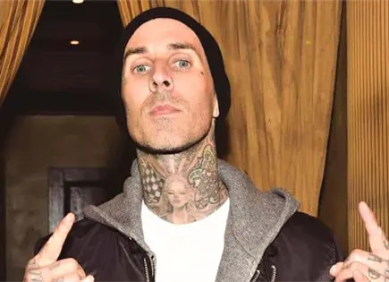 Travis Barker se somete a cirugía de mano programada Travis Barker se somete a cirugía de mano programada