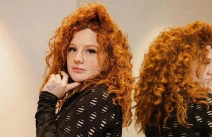 Briggitte Bozzo se somete a cirugía para estilizar su cintura