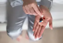Impacto de la automedicaci&oacute;n en la salud p&uacute;blica