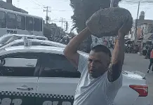 Video | Caos y violencia: Taxistas atacan a conductores de Uber