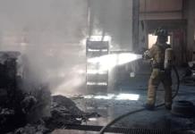 Video | Tres heridos en incendio al interior de empresa Freight de México