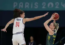 Australia se instala en semifinales del torneo femenino de baloncesto olímpico Australia se instala en semifinales del torneo femenino de baloncesto olímpico