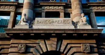 Banxico recorta en 50 puntos su tasa de referencia