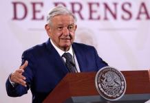 Tribunal Electoral revoca sentencia contra AMLO por conferencias matutinas