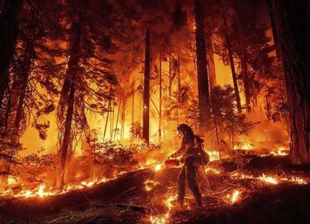 Clima aviva los incendios