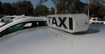 Habilita SCT n&uacute;mero para denunciar abusos de taxistas en A&ntilde;o Nuevo