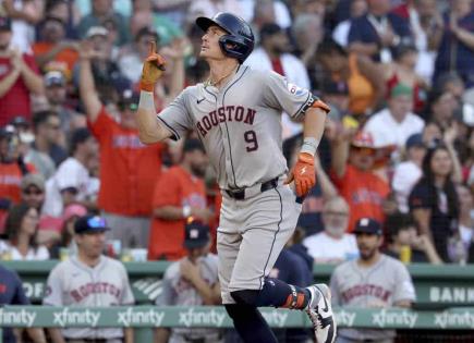 Triunfo de los Astros sobre los Medias Rojas en un emocionante juego de béisbol