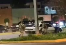 Sin localizar, sujeto que embistió a militar: FGE