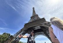 Detención de escalador en la Torre Eiffel