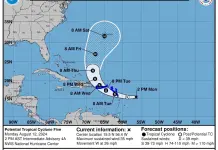 Alerta por tormenta tropical Ernesto que amenaza a Puerto Rico Alerta por tormenta tropical Ernesto que amenaza a Puerto Rico