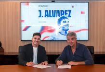 Julián Álvarez firma con el Atlético de Madrid