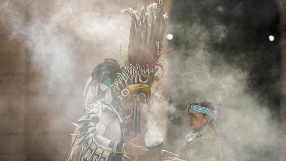 Explorando la cultura Mexica y sus rituales espirituales en Tepito