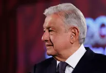 López Obrador expresa respeto por los padres de Ayotzinapa pese al fin del diálogo López Obrador expresa respeto por los padres de Ayotzinapa pese al fin del diálogo
