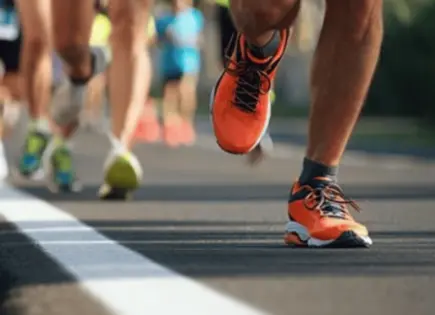 Entérate | Operativo vial por medio maratón este domingo