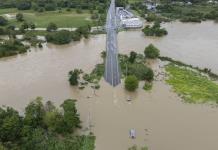 Impacto del huracán Ernesto en Puerto Rico y Bermudas