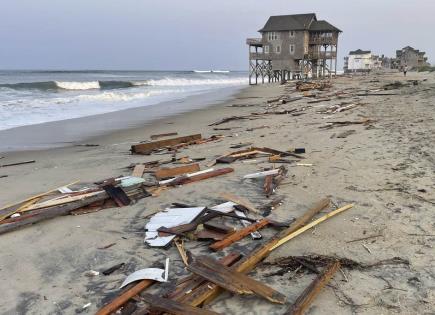 Impacto del huracán Ernesto en la costa este de Estados Unidos