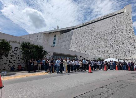 Video | Paran trabajadores del PJF en SLP por iniciativa de AMLO