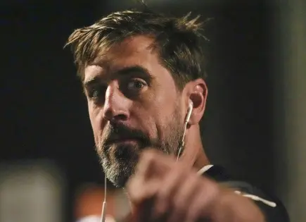 Aaron Rodgers, nuevo quarterback de los Steelers